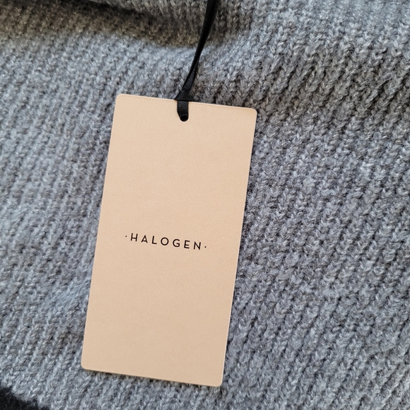 HALOGEN Black & Grey Color Block High Neck Unique Shoulder Long Sleeve Sweater - Picture 9 of 9